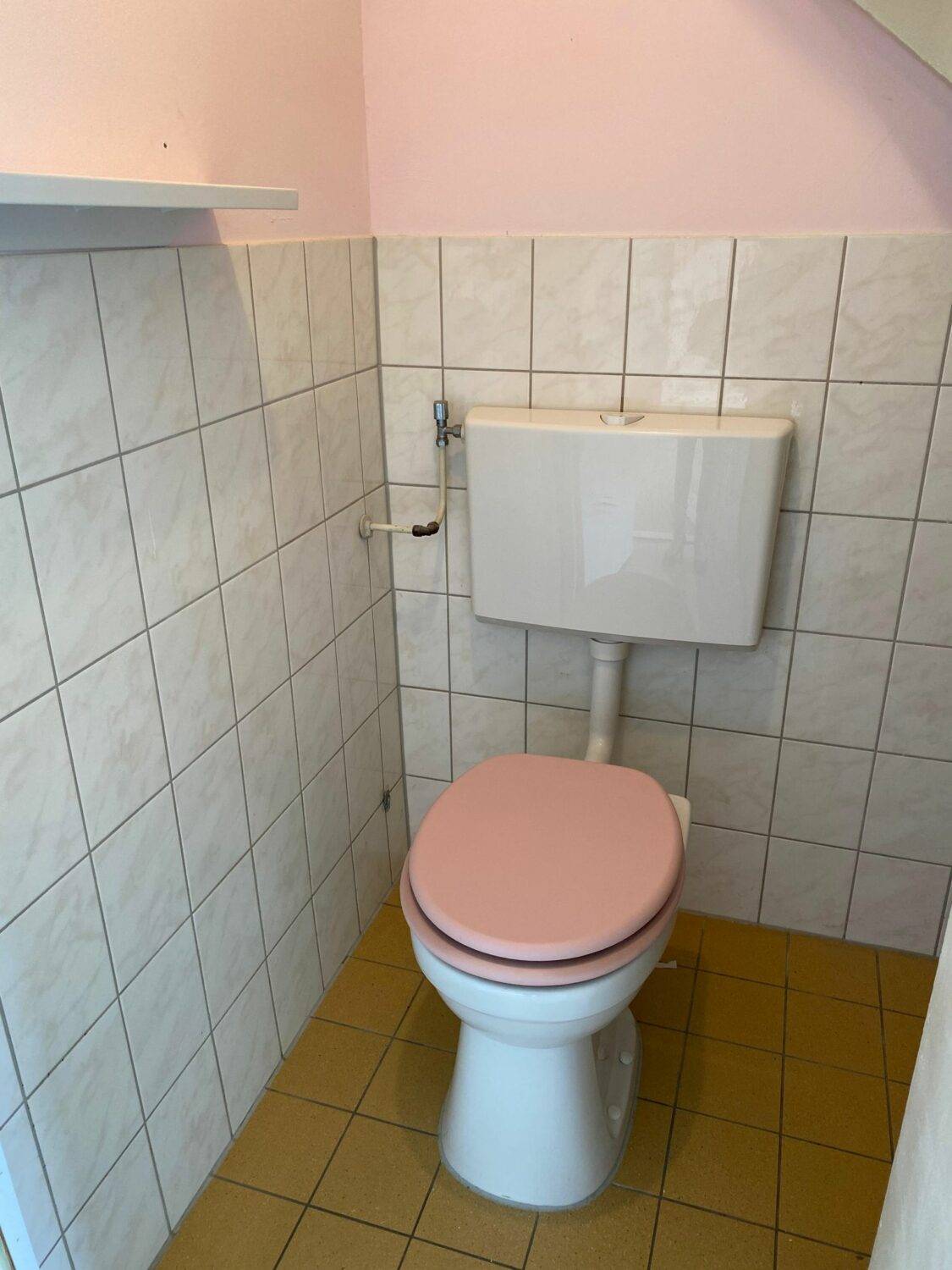08 toilet