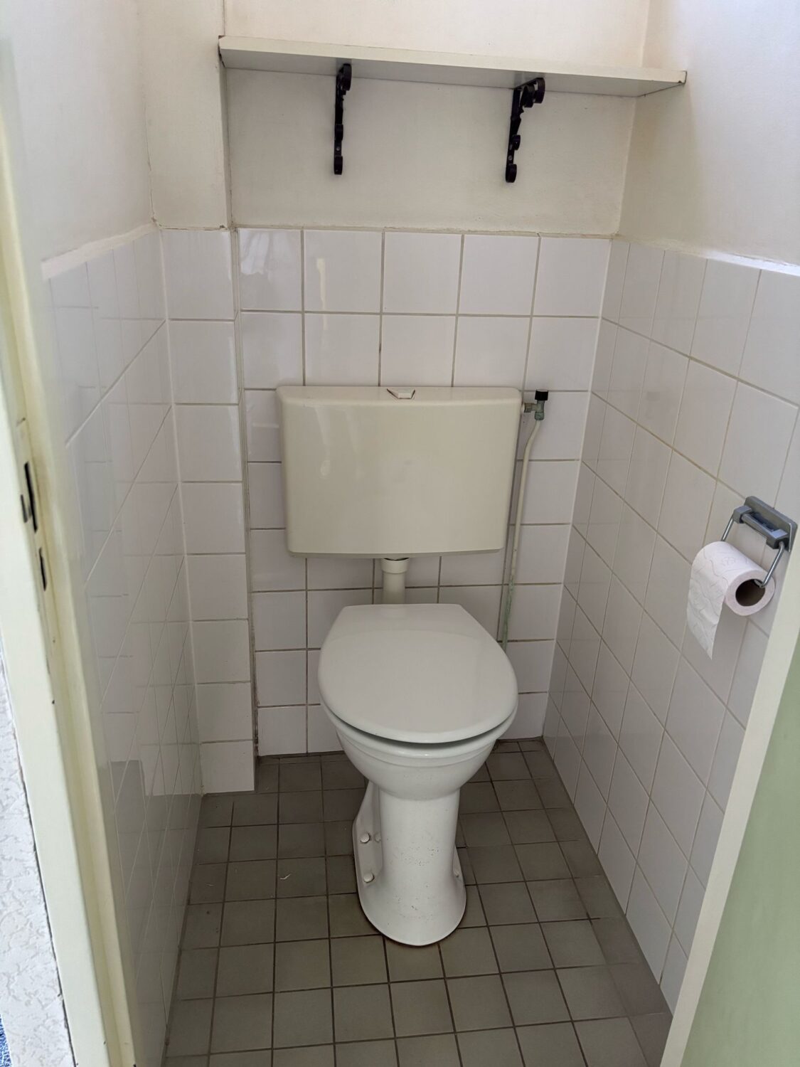 03 toilet