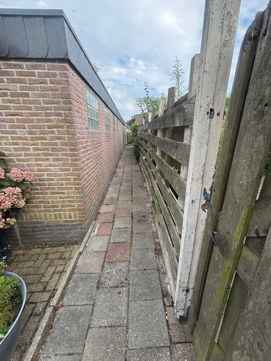 19 steeg zijkant