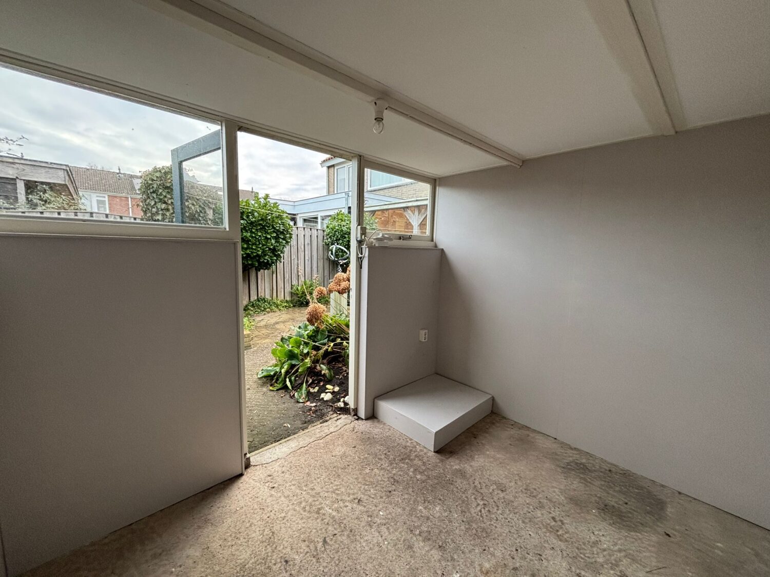 18_WhatsApp Image 2025-12-16 at 13.12.03 (1)