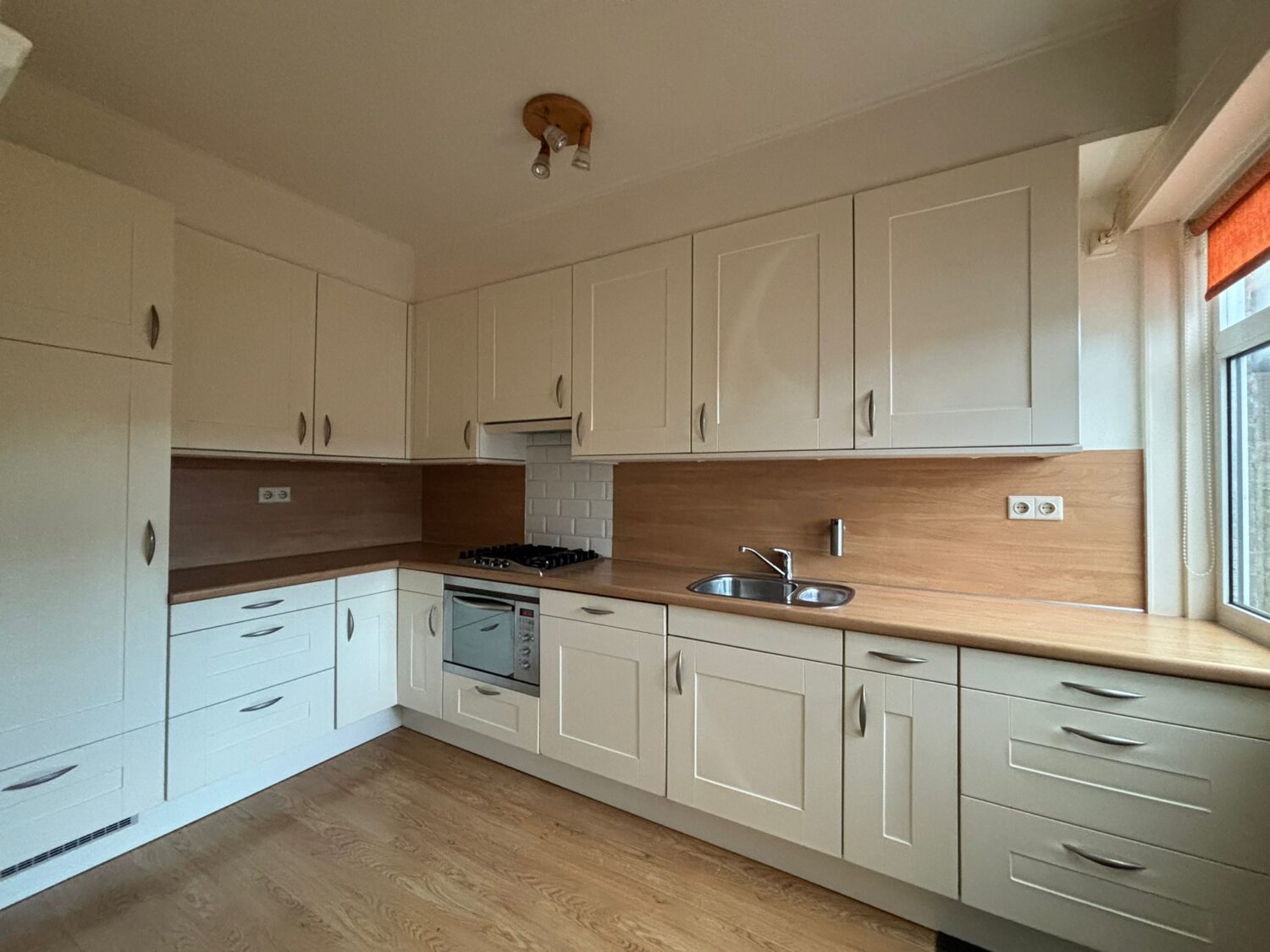 8_WhatsApp Image 2025-12-16 at 13.12.00