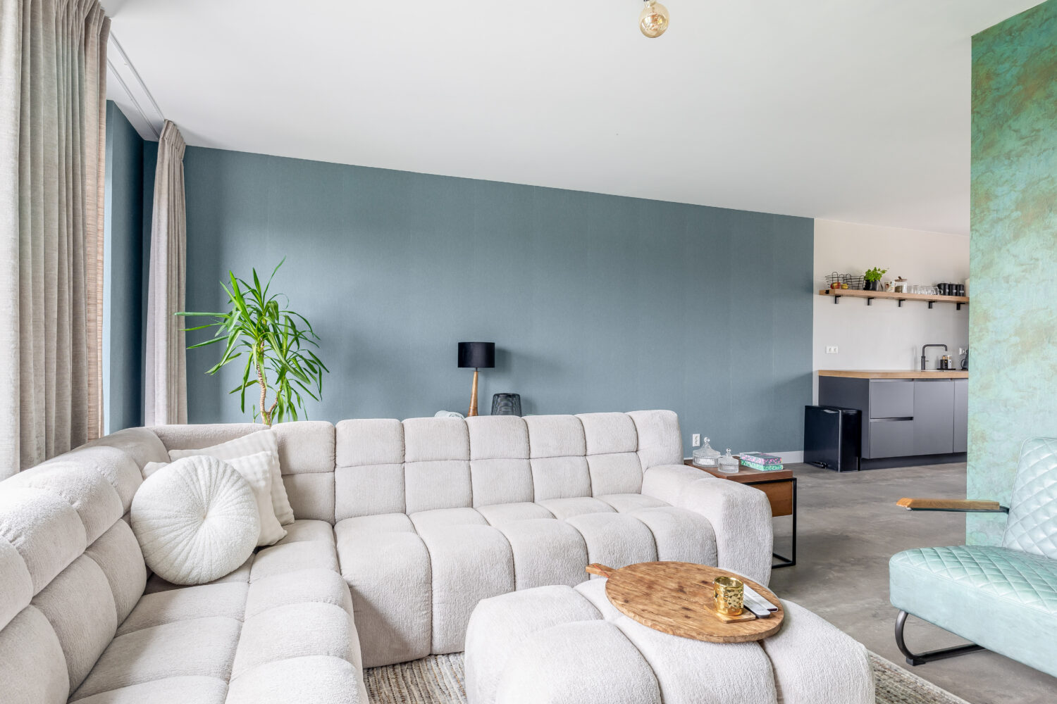 FH (12)